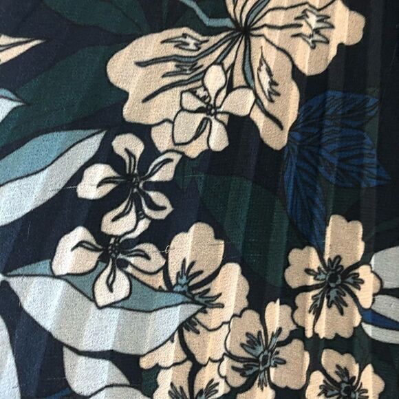 Keepsake the Label Seasons Off the Shoulder Dress - Picture 9 of 16